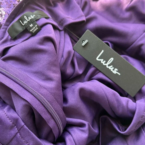 Lulus Sequin Mini Dress. NWT. Size: Medium - Picture 4 of 5